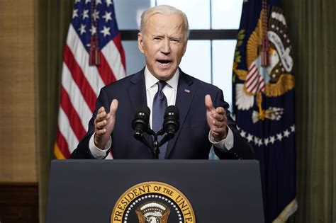 Biden launches 2024 bid, betting record will top age worries