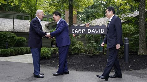 Biden opens Camp David summit with the leaders of Japan and South Korea