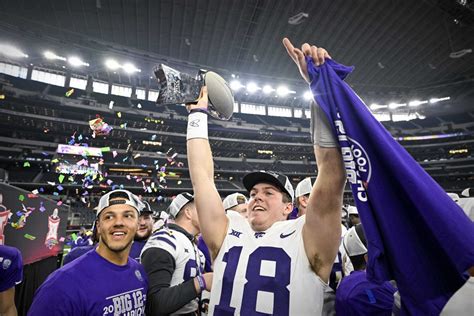 Big 12 champions by year. Led by five-star quarterback Quinn Ewers, the Longhorns are loaded with talent for their final year in the Big 12 before leaving for the SEC. Oklahoma is the second betting choice at +330, while reigning champ TCU is a +2000 longshot. ... 2023 Pac-12 Championship Odds. Sep 25: Colorado’s Pac-12 Title odds have lengthened all the way … 