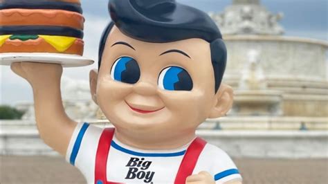 Big Boy changed its iconic logo, see the new girl mascot