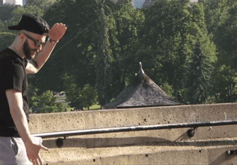 Big Cocks Gifs and Pics