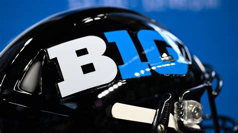 Big Ten presidents’ council votes to admit Oregon and Washington in August 2024, a crushing blow to Pac-12 Conference