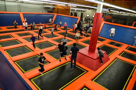Big air trampoline. Big Air Trampoline Park - Lexington. Event Booking. BIG AIR 1 HR PARTY. 60 Minutes of Jumping on ALL 40+ attractions and a 40 minute reservation in one of our party rooms, … 