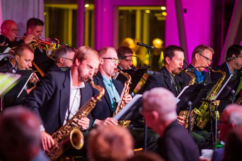 Big band music. Founded in 1982, The Elkin Big Band is an authentic 18-piece big band - thirteen horns and a full rhythm section. A rarity in today's world, we make the kind of music heard on stage at The Apollo, The Lumina, The Cotton Club, and Carnegie Hall. We … 
