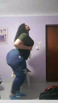 Big booty twerk onlyfans