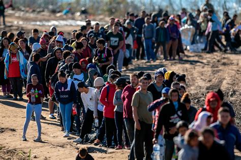 Big city mayors call for action: The latest on the US-Mexico border crisis