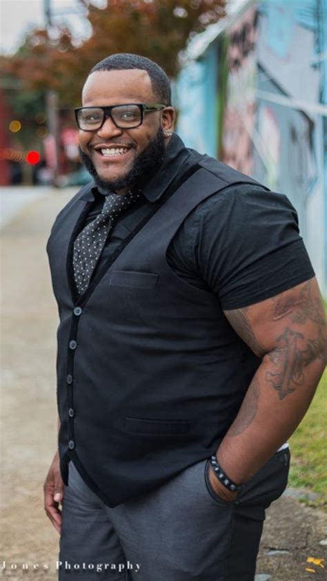 Big dudes clothing. Bigdude! At Bigdude we sell great quality clothing in sizes 2XL – 10XL. We aim to provide one of the best selections of big and tall men’s clothing online for a fair price. Want to know more about … 