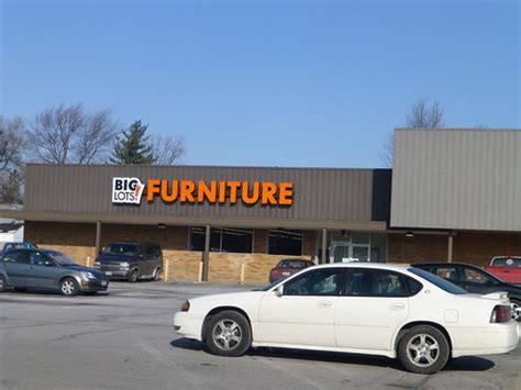 Big Lots - Saint Peters. Open Now - Closes at 9:00 PM. 5881 Suemandy Rd. 14 mi. Get Directions. Visit your local Big Lots at 10415 Saint Charles Rock Rd in Saint Ann, MO to shop all the latest furniture, mattress & home decor products..