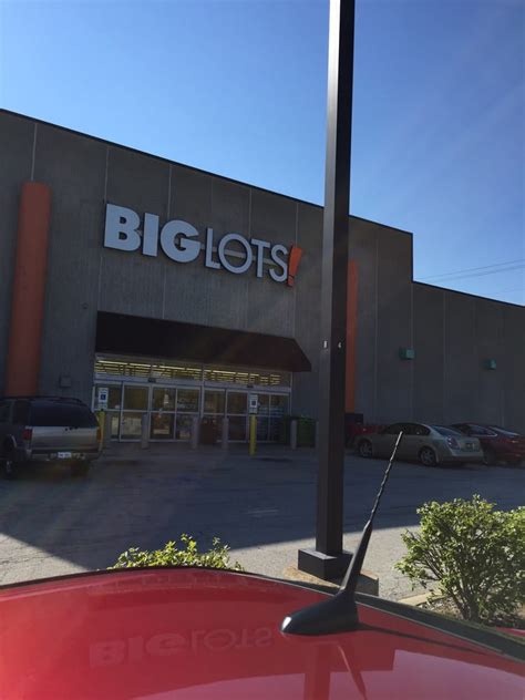 Big lots calumet city. More Shop crazy good deals and discounts at your neighborhood Big Lots located in the River Oaks Shopping Center, across the street from Cook County Forest Preserve. The location carries a full range of furniture, mattresses and offers furniture delivery and leasing options. 