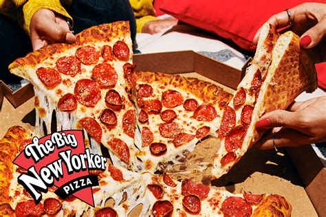 Big new yorker pizza. Pizza Hut's The Big New Yorker is a 16-inch pizza that divides into six oversized, foldable slices and is designed to imitate an authentic New York pizza. It has … 