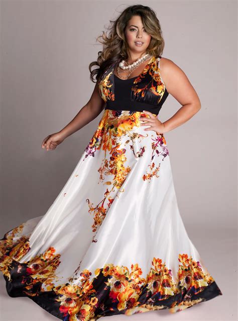 Big womens clothes. Shop the trendy plus size women clothes online including dresses, swimwear, bottoms, tops and more in sizes upto 10XL and customized it for free. 