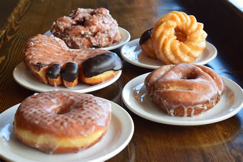 Bigfoot donuts. Things To Know About Bigfoot donuts. 