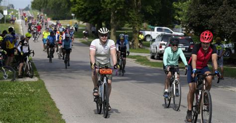 Bike ride across Iowa puts vibrant small-town America into sharp focus