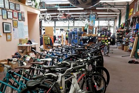 Bike shops colorado springs. Find A Dealer. Test ride an Aventon ebike at our Elite Dealers across the United States and Canada. Our network of Elite electric bike dealers offers the widest selection of Aventon ebikes & highest level of customer care. To view our selection of dealers nearest you, search by City, Zip, or County below. Largest ebike dealer … 