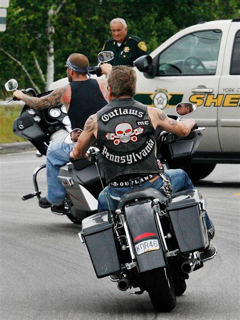 Biker gangs pennsylvania. Dec 9, 2020 · Brady says the Pagans Motorcycle Club is one of the most violent motorcycle gangs in the U.S. and the FBI estimates there are over 1,500 members in 41 chapters across the country. 