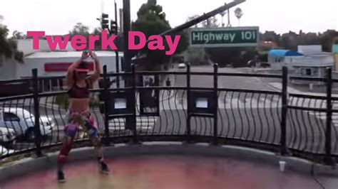 Bikini Thug Onlyfans Leak [PPV] 😈 189 Pics