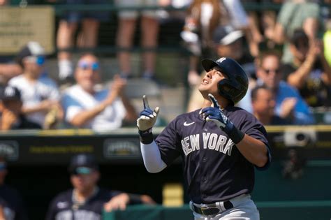Bill Madden: Anthony Volpe, Oswald Peraza and the Yankees’ shortstop dilemma