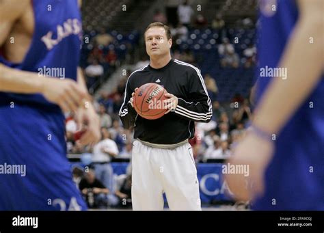 Nov 2, 2022 · Bill Self and the Kansas Jayhawks are the reigning kings of men’s college basketball after winning the 2022 national championship earlier this year, but the legendary head coach won’t be on ... . 