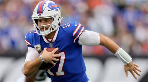 Bills QB Josh Allen Breaks Silence on Injuring Arm in Jets Loss