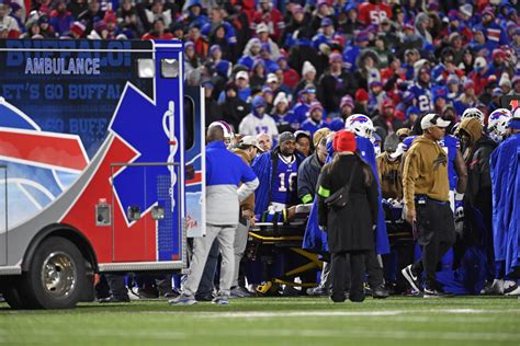 Bills coach McDermott says safety Taylor Rapp has chance to play day after neck injury