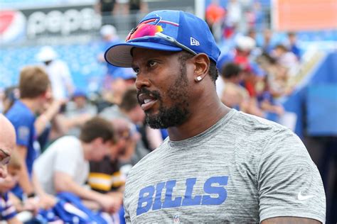 Bills linebacker Von Miller facing arrest for assaulting a pregnant person, Dallas police say