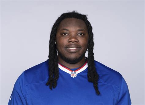 Bills tackle Brandon Shell not at practice, with team announcing 7th-year player intends to retire