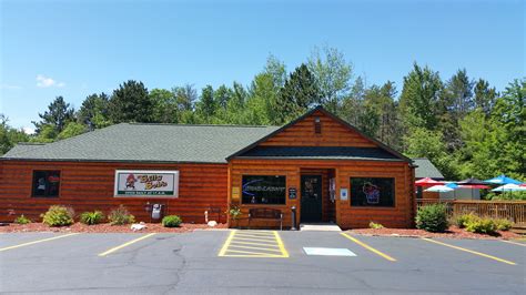 45.5998442-89.7183675 N12025 Cty Hwy L Tomhawk, WI https://oneidacountywi.com/business/dining/billy-bobs-sports-bar-and-grill/. 