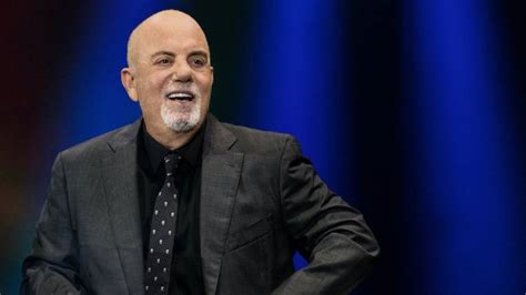 Billy joel gillette stadium. Dec 8, 2022 · Two music icons are coming together for a special show at Gillette Stadium. 