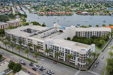 Bimini square cape coral. Oct 26, 2023 · GMA Architects & Planners has unveiled its initial architectural designs for Deep Lagoon Seafood and Oyster House, which will be located at Bimini Square in Cape Coral. The 8,000-square-foot waterfront restaurant will feature spectacular views of Bimini Basin, a waterway offering direct access to the Caloosahatchee River from two sides. The building’s exterior will be […] 