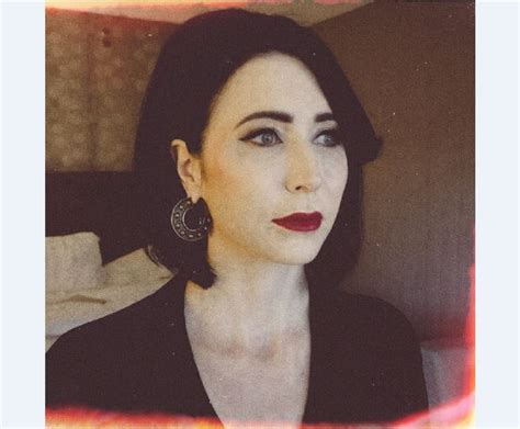 Bio to delve into her