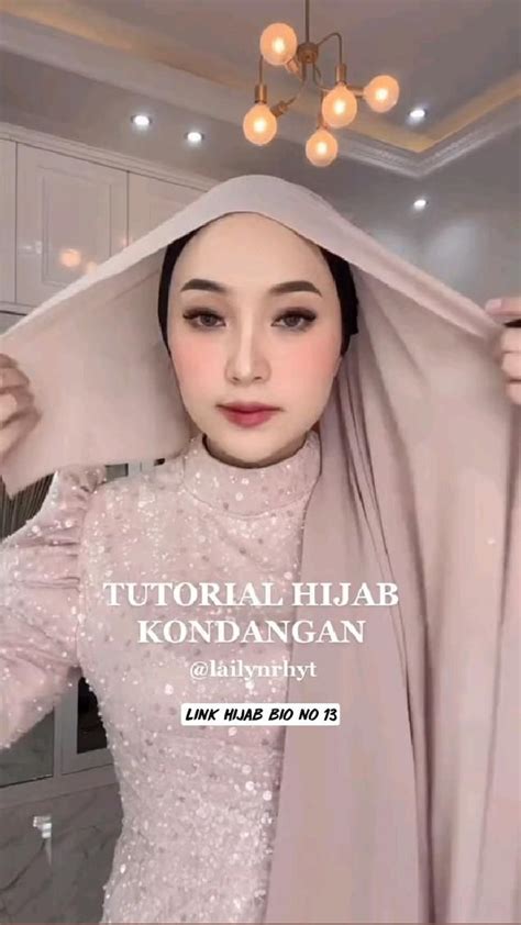 Biography in context tutorial hijab