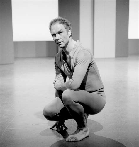 Biography merce cunningham