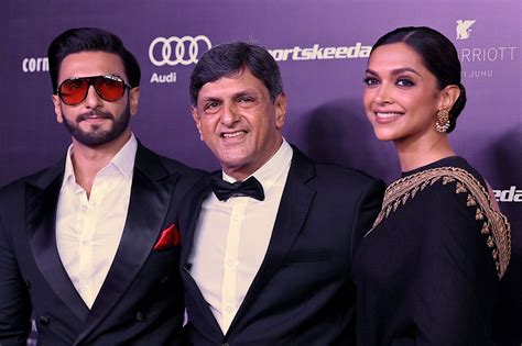 Biography of prakash padukone and deepika