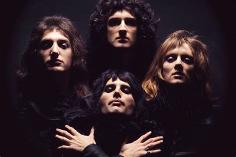 Biography of rock group queen