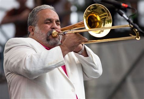 Biography of willie colon
