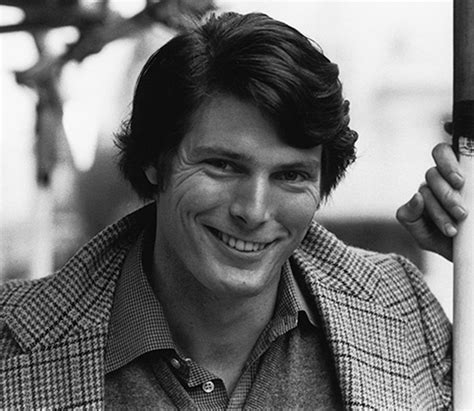 Biography on christopher reeve