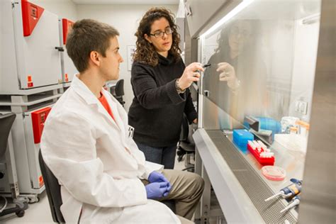Undergraduate research is an excellent way to enhance your biology degree and make yourself stand out among other candidates for internships, jobs, or graduate or professional school. ... As with research for credit, you must be involved in a biology-related research project, and not simply providing services that are only distantly related to ...