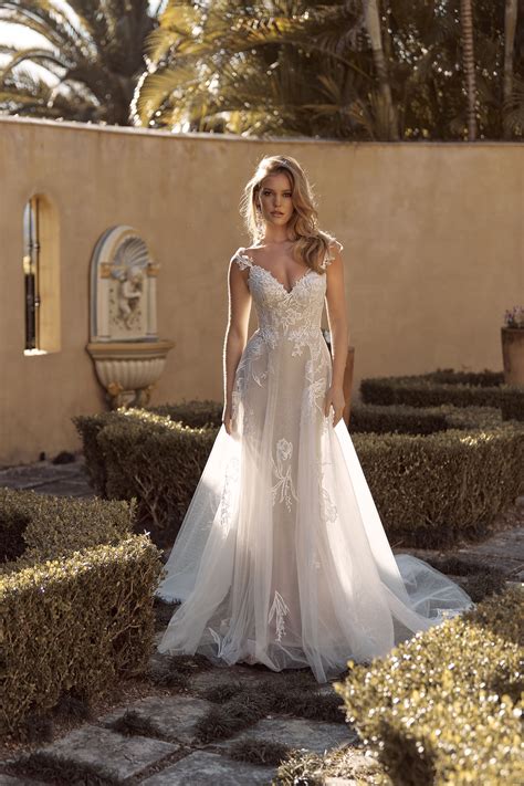 Birdie bridal. You are making wedding dress shopping stressful on yourself. So many girls that come into Birdie have 5,000 appointments set up.... Birdie Bridal - OK I’ve waited long enough, I need to... 