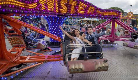 Birds Close Funfair In Tralee Earlier Than Scheduled