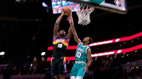 Bismack Biyombo POSTERIZES Ish Smith, Hornets Announcers Goes ... - YouTube