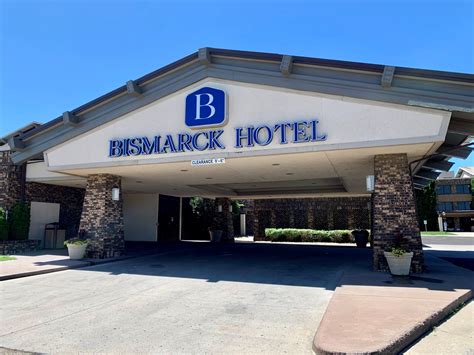  Boasting an on-site casino and restaurant, this Bismarck, North Dakota hotel is adjacent to the Kirkwood Plaza Shopping Center. . 