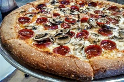 Bisonte pizza. Today is PIZZA DAY at Bisonte, so that means all large 1 topping pizzas are $3.50 off Don’t let... It’s coming! Today is PIZZA DAY at Bisonte, so that means all large 1 topping pizzas are $3.50 off 🍕 Don’t let... | By Bisonte Pizza Co. 