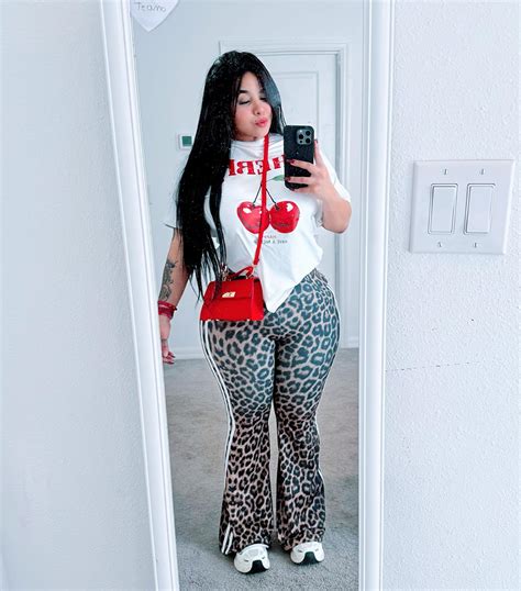 Bitchvalentinyy Onlyfans Leak [SEX VIDEO] 192 Vids