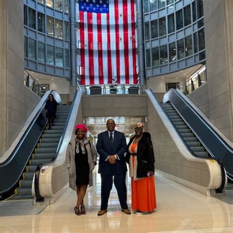 veodersti.rgarabwor.edu.pl. 