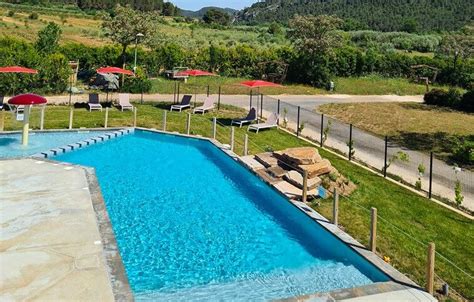 veodersti.rgarabwor.edu.pl. 