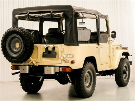 Soft Top FJ40/FJ42; Public Pricelist Soft Top FJ40/FJ42. CHARACTERISTIC. COLOR. WINDOWS COLOR. This combination does not exist. Quote. Terms and Conditions 30-day money-back guarantee Shipping: 7-10 Business Days . Specifications for Soft Top FJ40/FJ42. CHARACTERISTIC: Rear Ambu Door or .... 