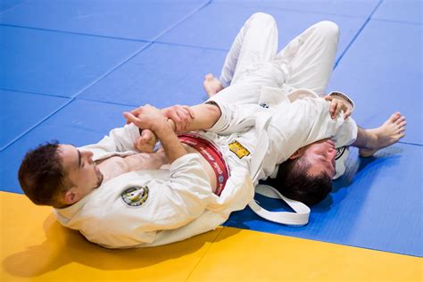 Bjj. What is Brazilian Jiu-Jitsu? Brazilian Jiu-Jitsu (BJJ) is a unique martial art that focuses on grappling and ground fighting. Rather than using punches and kicks from a standing position, BJJ practitioners ... 