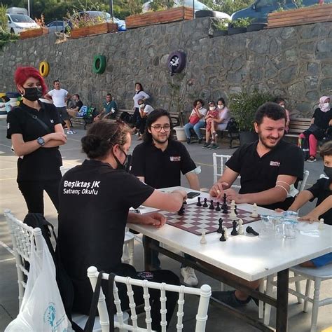 Bjk satranç yaz okulu