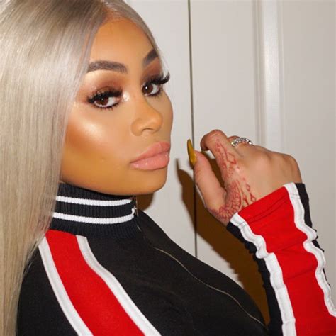 Feb 19, 2018 · Blac Chyna isn't having the best Monday as a sex tape of her engaging in oral sex with an unknown man has leaked online. While it remains somewhat of a mystery as to who is behind the leak, one ... 