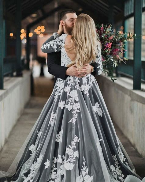 Black And White Wedding Dresses With Sleeves